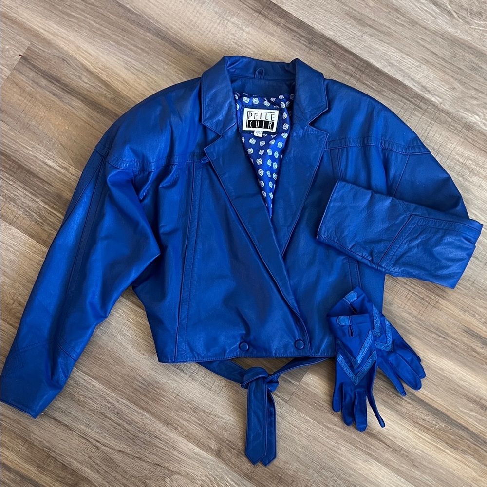 Vintage 80’s Leather jacket w/ matching Isotoner gloves
